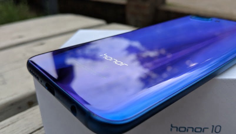 honor 10 rear logo