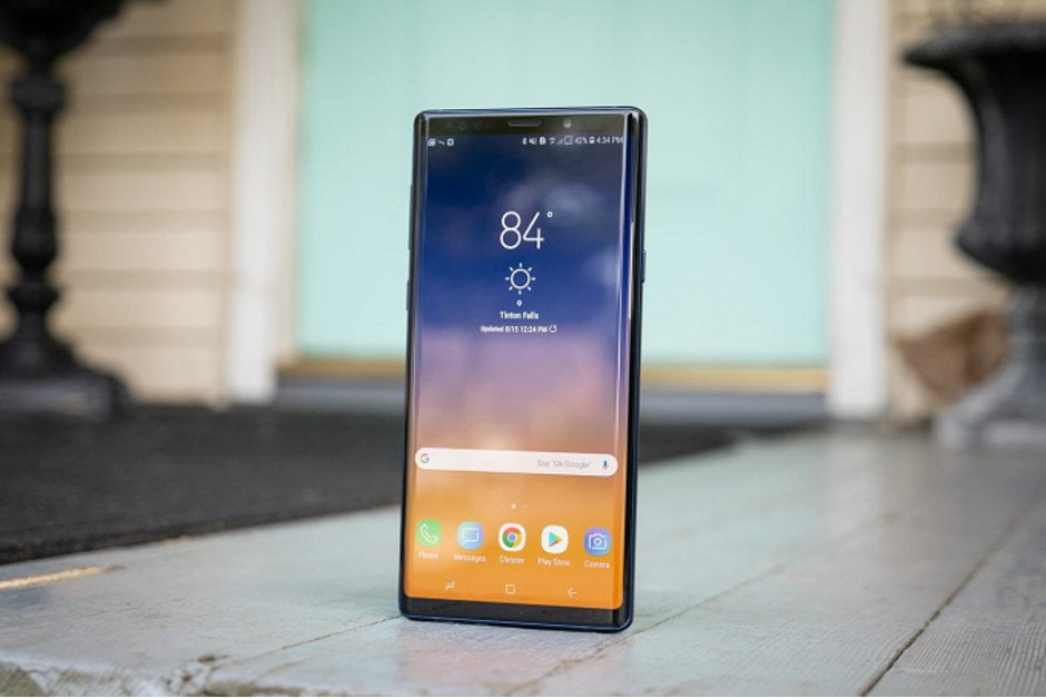 Some Samsung Galaxy Note 9 displays are exhibiting signs of light leakage