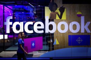Facebook, üçüncü parti uygulamalara kullanıcı verilerini kaptırdı 24 facebook