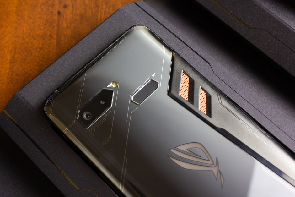 Asus ROG Phone için Android Pie