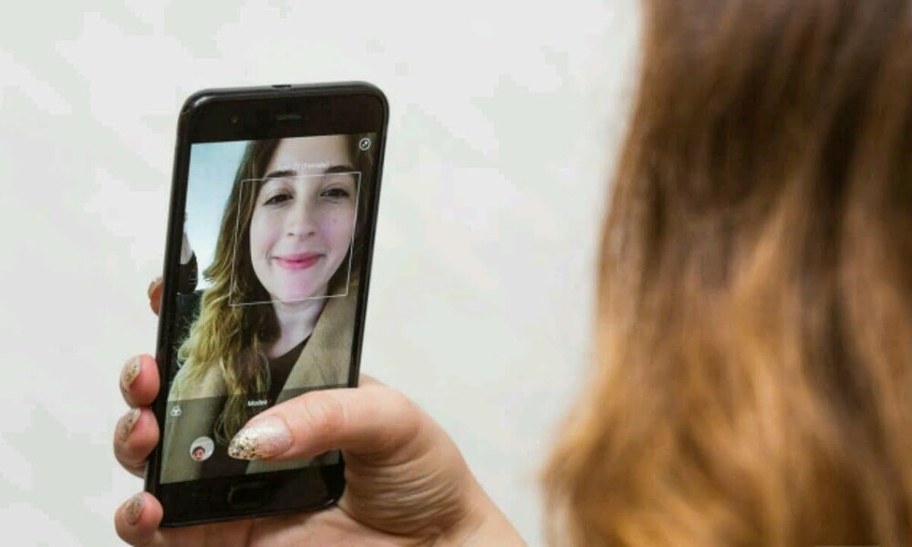 Dünyanın en ilginç ön kamerası Xiaomi