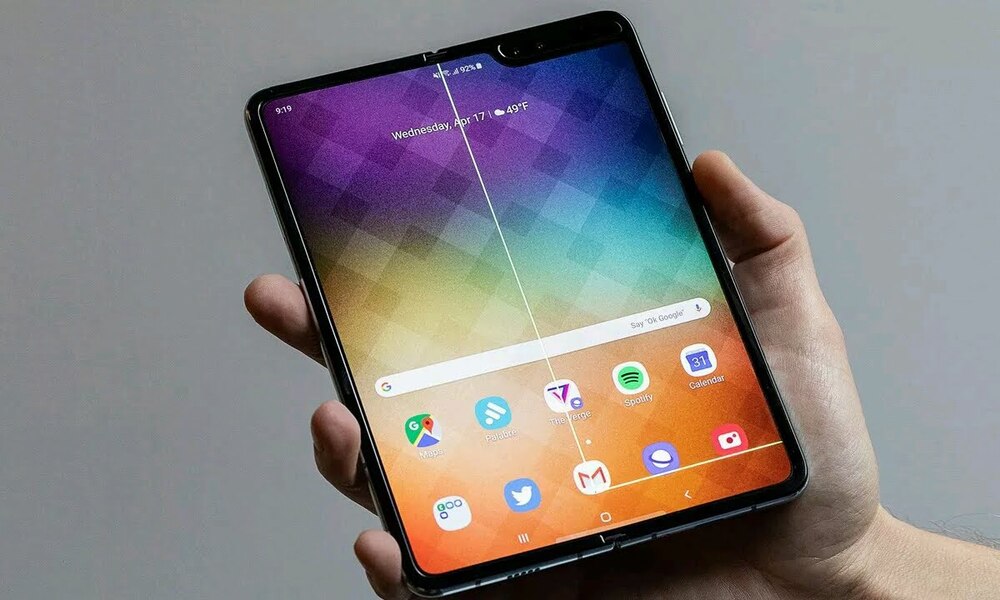 galaxy katlanabilen ekran 1