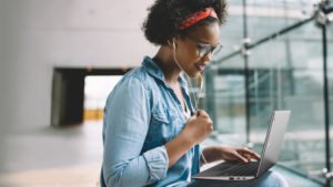 Google Chromebook ekranınızı diğer insanlardan koruyacak: Hemen kararacak 39 Acer Chromebook