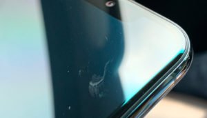 iPhone 11 ekran çizilme