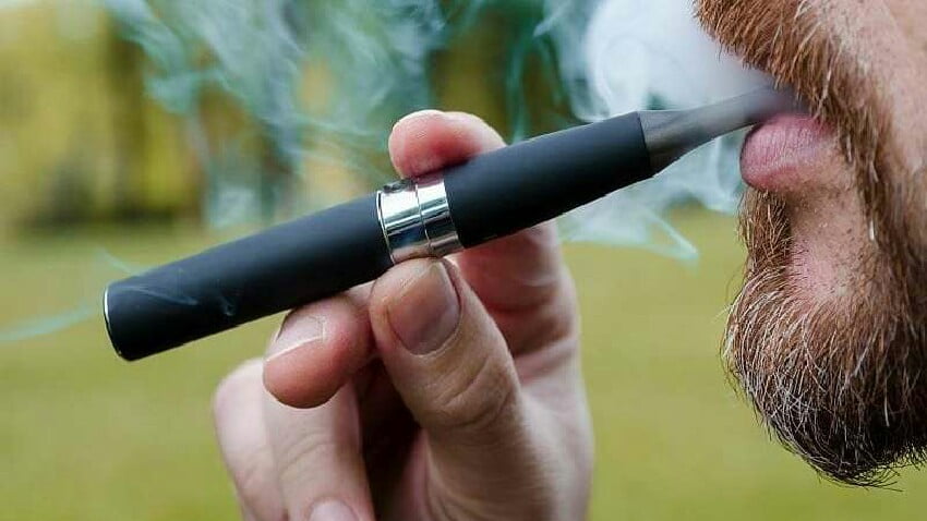 Elektronik sigaraların ölümcül gizemi çözüldü 1 elektronik sigara