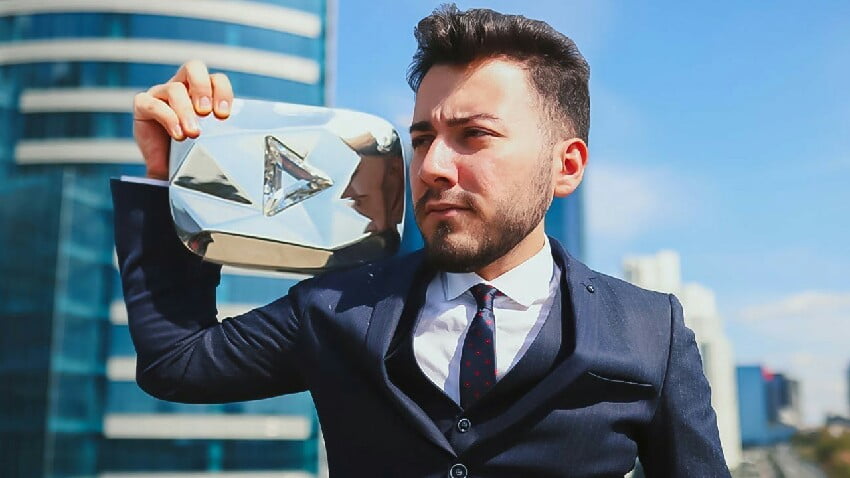 bütün YouTuberlar vergi