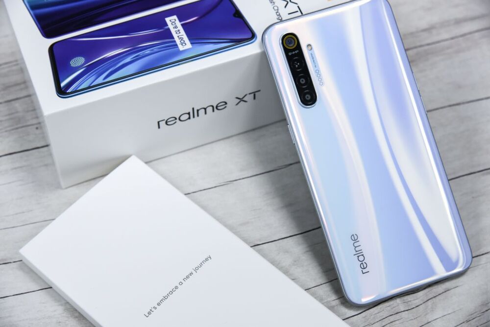 Realme XT