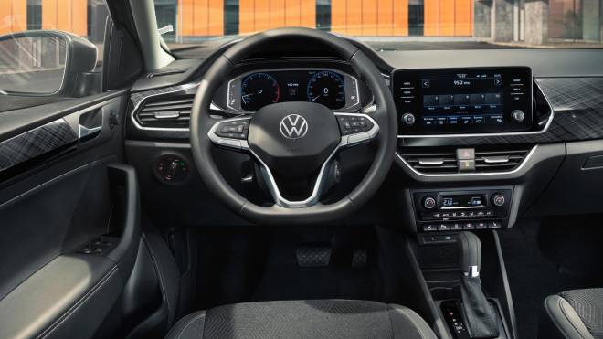 Yeni Volkswagen Polo bayiye gelmeden tükendi