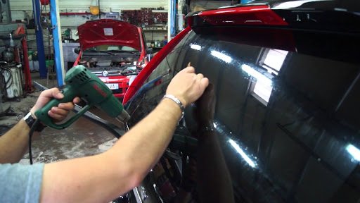 Araba camlarında film kullanmak