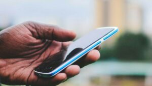 Akilli telefon satis oranlari dustu