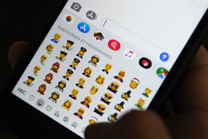 Apple gelecek yeni emojilerini tanıttı!