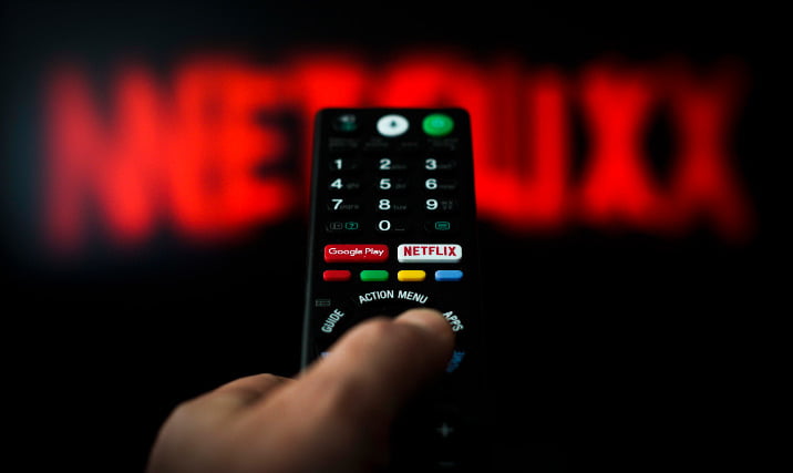 Netflix, 42 Altın Küre adaylığı ile ödül sezonuna başlıyor!