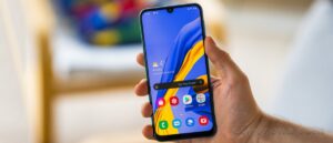 Samsung Galaxy M30 Android 11 güncellemesi alıyor!
