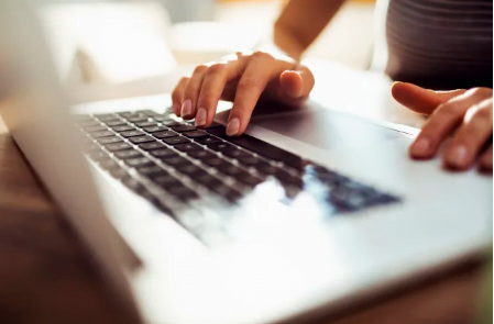 Google Chrome gerçek zamanlı altyazılar PC ve Mac'e geldi!