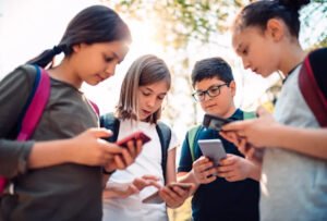 Facebook, çocuklar için bir Instagram sürümü test ediyor