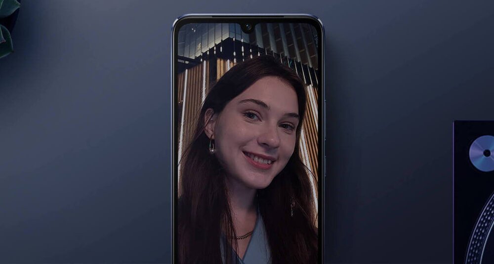 vivo V21 44 MP selfie kamerası ile geliyor