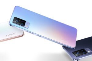vivo V21 5G, 44MP OIS selfie kamerası ve Dimensity 800U SoC piyasaya sürüldü