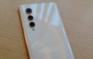 LG, piyasaya sürülmemiş Velvet 2 Pro ve LG Rollable'ın son birimlerini çalışanlarına satıyor