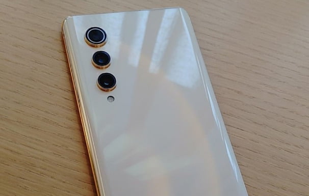 LG, piyasaya sürülmemiş Velvet 2 Pro ve LG Rollable'ın son birimlerini çalışanlarına satıyor