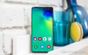 Bu telefon çok satar: Karşınızda Galaxy A33 5G! 9 Samsung Galaxy A52 ve Galaxy S10 serisi Haziran 2021 güvenlik yamasını alıyor