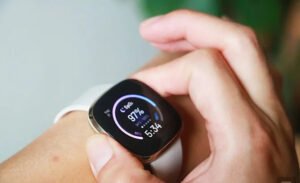 Google akıllı saat sektöründe rekabeti fena kızıştıracak: Gerisini Apple düşünsün 3 Fitbit akıllı saatler artık horlamayı algılayacak