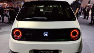 Honda, otomobillerinde Google'ın yerleşik Android Otomotiv'ini kullanacağını duyurdu