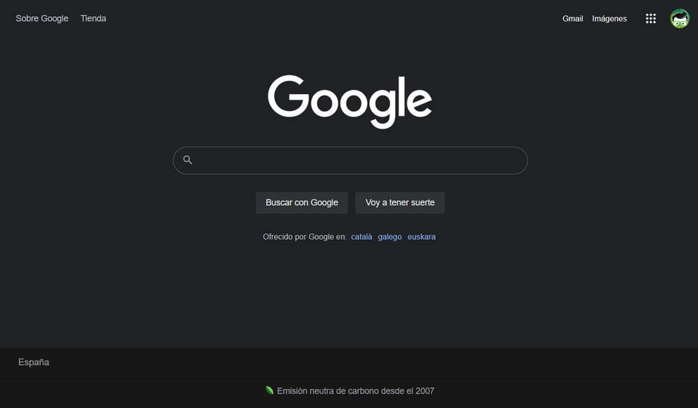 Google, masaüstünde Arama sekmesi için karanlık modu kullanıma sunuyor