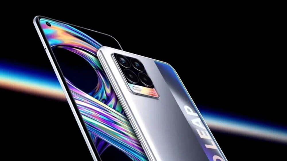 Realme 125W hızlı şarj destekli model için kolları sıvadı