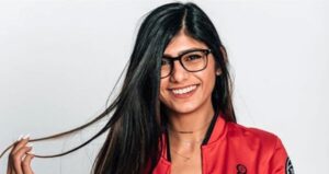 Mia Khalifa sosyal medyadan seslendi 1 Mia Khalifa sosyal medyadan seslendi