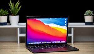 Apple'ın mini LED planlarına kalite sorunu ket vurdu! 33 Apple, macOS Monterey'de önemli bir hatayı düzeltti