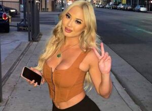 İlk randevusunda yanlışlıkla 50 adamla beraber oldu! 37 Kazumi Squirts