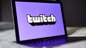 Twitch bazı kullanıcıları banlamaya başlayacak