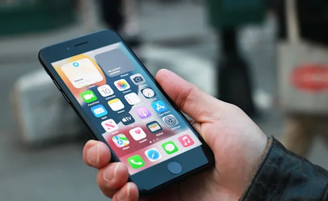 Apple iPhone SE'yi yeni düşük karbonlu alüminyumdan üretti