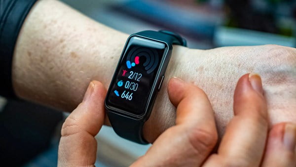 Xiaomi Mi Band 7 ön siparişe açıldı!