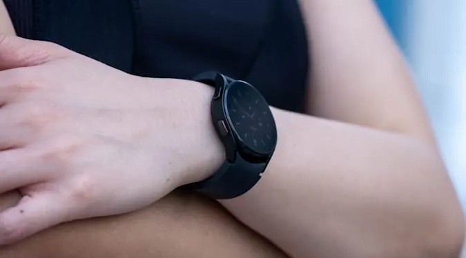 Wear OS saatinizde YouTube Müzik akışı yapabilirsiniz