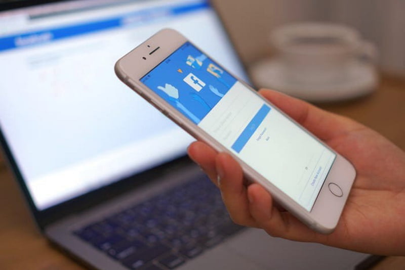 Facebook davalardan kurtulamıyor!