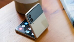 Google katlanabilir telefon