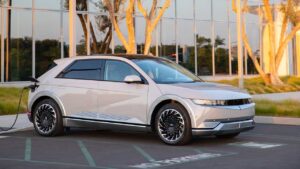 Araç kiralama hizmetleri