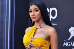 Cardi B çocuklarına servet değerinde hediye aldı! 11 Cardi B çocuklarına servet değerinde hediye aldı!