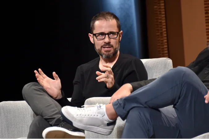 Medium kurucusu ve CEO'su Ev Williams istifa ediyor