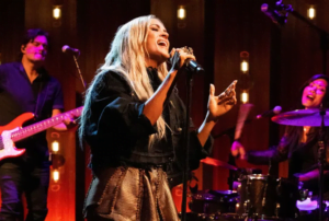 Apple Music, Spotify'a rakip olacak özelliğini duyurdu!