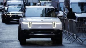 Rivian elektrikli otomobil