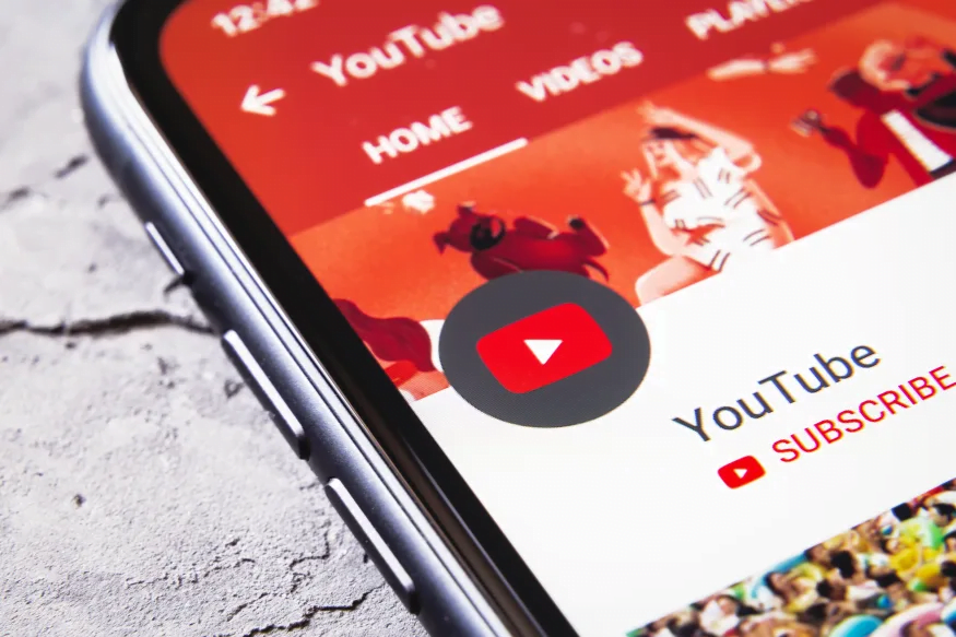YouTube, bazı iOS kullanıcılarında çöküyor