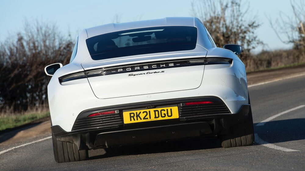 Porsche elektrikli otomobil