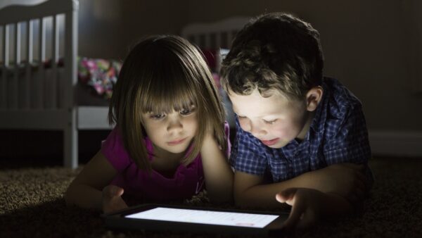 internette çocuk güvenliği internette şiddet sosyal medya