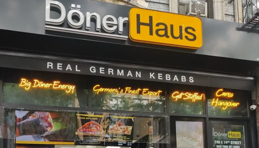 Pornhub bir dönerci ile kavgaya tutuştu!