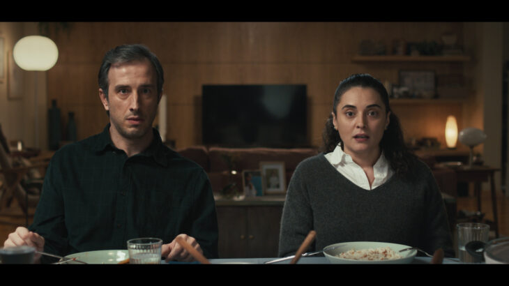 Kuvvetli Bir Alkış