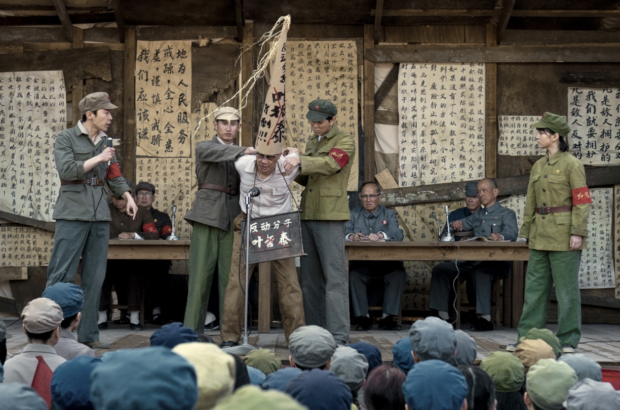 Netflix yeni yapımı ile ortalığı karıştırdı