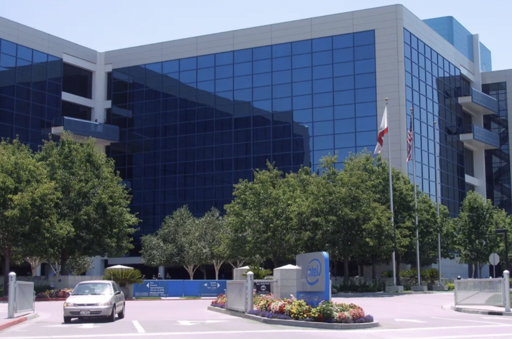 Çin, devlet bilgisayarlarında Intel ve AMD işlemcileri yasakladı