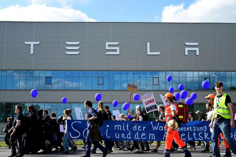 Tesla Berlin Gigafactory için 500 bin ağaç